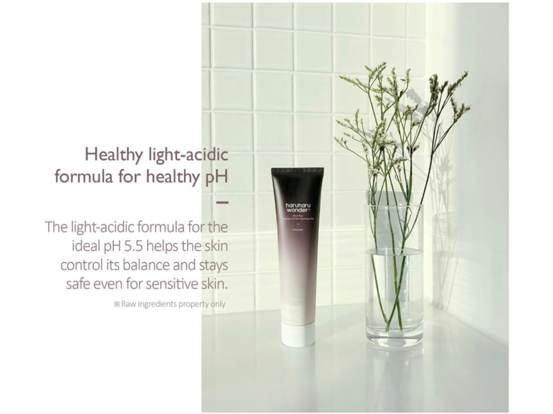 haruharu wonder Black Rice Moisture 5.5 Soft Cleansing Gel